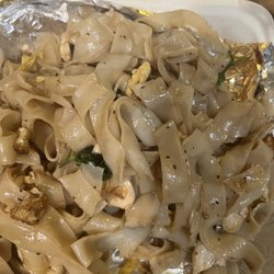 Nana Pattaya Thai Express - Drunken Noodle
