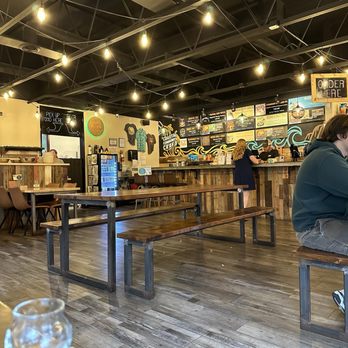 Beachcrest - Taproom - Beer Bar Near Me - Gleneden Beach, Oregon