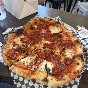 La Crosta Wood Fired Pizza - pizza "MadeMan" - Pizza Near Me - Whittier, California La Crosta Wood Fired Pizza - pizza "MadeMan" - Pizza Near Me - Whittier, California