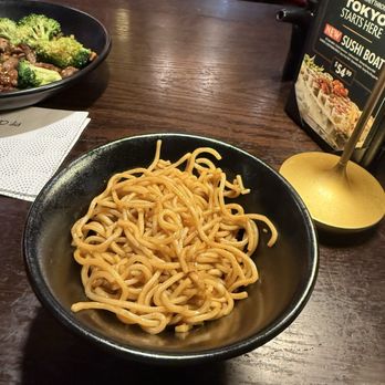 P.F. Chang's - Asian Fusion Near Me - Bakersfield, California