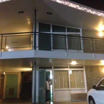 Colony House Motor Lodge - Hotels Near Me - Roanoke, Virginia