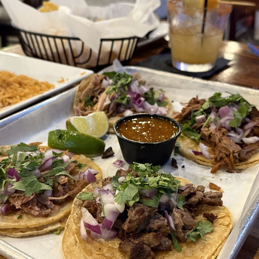 Senor Iguanas - Street tacos (Carnitas, Carne Asada, & Barbacoa) - Mexican Near Me - Sellersburg, Indiana Senor Iguanas - Street tacos (Carnitas, Carne Asada, & Barbacoa) - Mexican Near Me - Sellersburg, Indiana