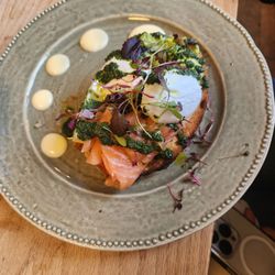 Flat White Kitchen - Smoked Salmon on Sourdough