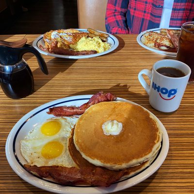 IHOP by null