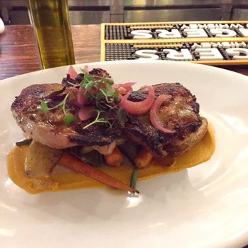 Elia Restaurant - Grilled chicken - Greek Near Me - Brooklyn, New York