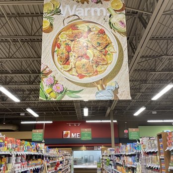 Publix - a view of a food aisle in a grocery store - Grocery Near Me - Orlando, Florida Publix - a view of a food aisle in a grocery store - Grocery Near Me - Orlando, Florida