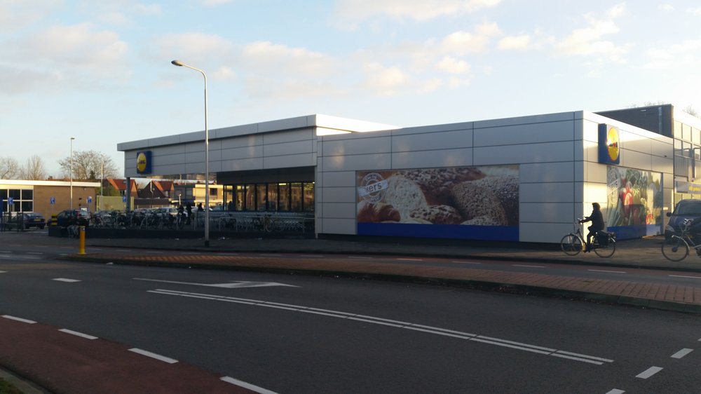 LIDL - Updated April 2024 - Emmerikseweg 7, Zutphen, Gelderland, The ...