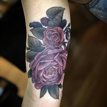 Wonderland Tattoo - Tattoo Near Me - Portland, Oregon