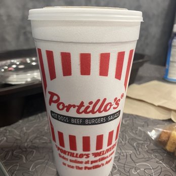 Portillo's Madison, Wisconsin - West Towne - Iced tea - Hot Dogs Near Me - Madison, Wisconsin