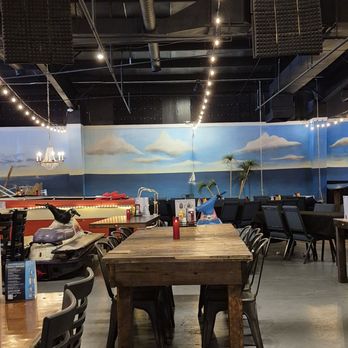 Tavern Blue - The dining room - Pizza Near Me - Coralville, Iowa