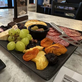 Barons Creek Vineyards - Wine Tasting Room Near Me - Georgetown, Texas
