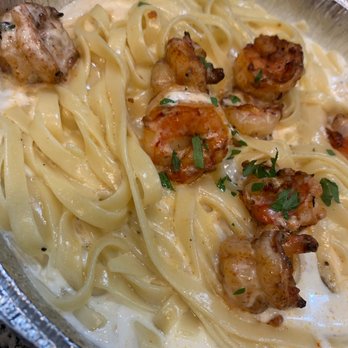 Uncle Louie's Pizza - shrimp alfredo - Pizza Near Me - Montvale, New Jersey Uncle Louie's Pizza - shrimp alfredo - Pizza Near Me - Montvale, New Jersey