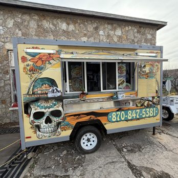 Chapo's Tacos - Food Trucks Near Me - Hardy, Arkansas Chapo's Tacos - Food Trucks Near Me - Hardy, Arkansas