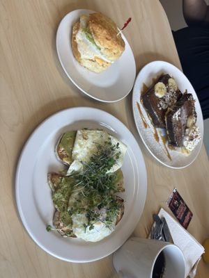 WildFlour Bistro by null