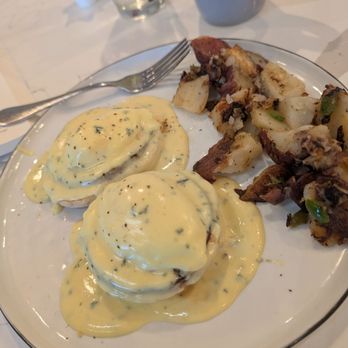 Home Kitchen - Classic Eggs Benedict - Breakfast & Brunch Near Me - Round Rock, Texas Home Kitchen - Classic Eggs Benedict - Breakfast & Brunch Near Me - Round Rock, Texas