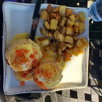 Bluebird Cafe - Crab Benedict - Breakfast & Brunch Near Me - Thornton, Colorado