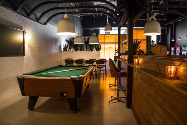 Léo's Taproom by null