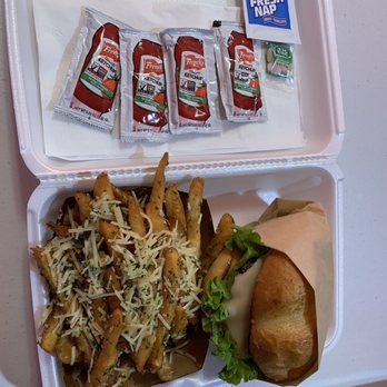Burganic Hub - House burger, truffle fries (and Tic tac packet!) - Burgers Near Me - Houston, Texas Burganic Hub - House burger, truffle fries (and Tic tac packet!) - Burgers Near Me - Houston, Texas
