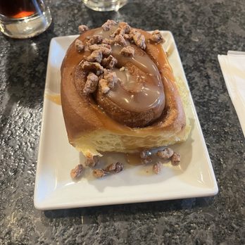Jam! - Cinnamon roll - Breakfast & Brunch Near Me - Bozeman, Montana