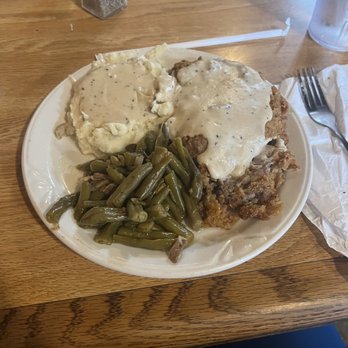 Buffalo Bill's Bar & Grill - Homemade mashed potatoes, gravy, and chicken fried steak - Sports Bars Near Me - Oakley, Kansas Buffalo Bill's Bar & Grill - Homemade mashed potatoes, gravy, and chicken fried steak - Sports Bars Near Me - Oakley, Kansas