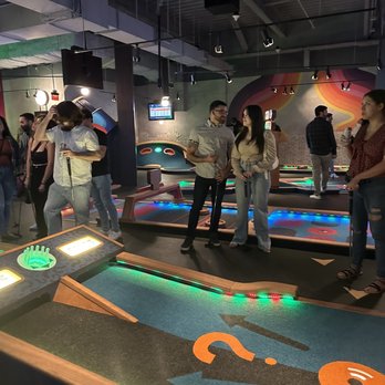 Puttshack - Miami - Mini Golf Near Me - Miami, Florida