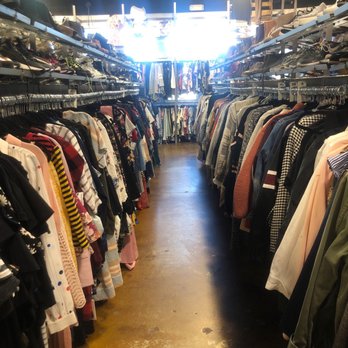 Uptown Cheapskate - Women's Clothing Near Me - Murray, Utah Uptown Cheapskate - Women's Clothing Near Me - Murray, Utah