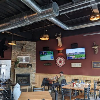 Duke's Northwoods - Dining area in back - Wine Bars Near Me - St. Charles, Illinois Duke's Northwoods - Dining area in back - Wine Bars Near Me - St. Charles, Illinois