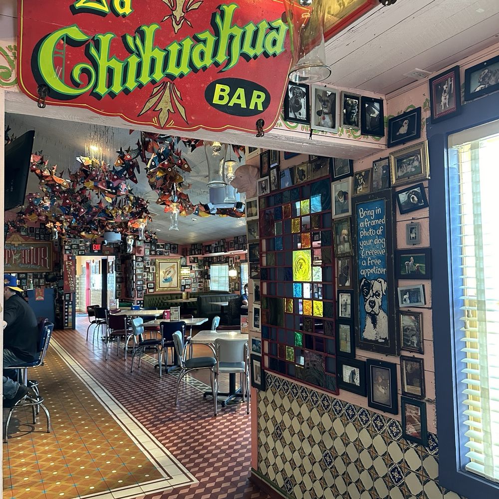Chuy's - Bar area - Tex-Mex Near Me - Kissimmee, Florida Chuy's - Bar area - Tex-Mex Near Me - Kissimmee, Florida