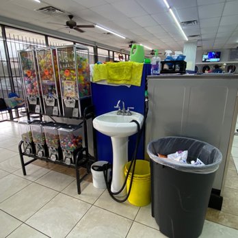 Antoine Washateria - Laundry Services Near Me - Houston, Texas