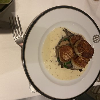 BG Restaurant - Scallops - New American Near Me - New York, New York BG Restaurant - Scallops - New American Near Me - New York, New York