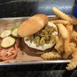 Hamilton Stores Fountain - Bison burger
