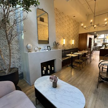 Café Crèmerie - Cafes Near Me - Chicago, Illinois
