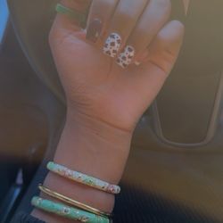 K Nails