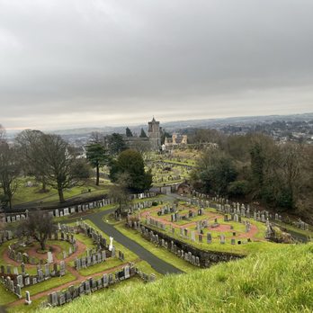 Stirling Castle - Overlooking the cemetery - Castles Near Me - Scotland, STG Stirling Castle - Overlooking the cemetery - Castles Near Me - Scotland, STG