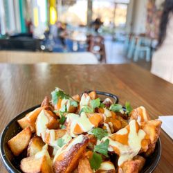 Xicha Brewing - Eugene - Patatas Bravas