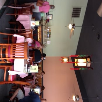 Happy Dragon Restaurant - interior of happy dragon as of July 2013 - Chinese Near Me - Tracy, California