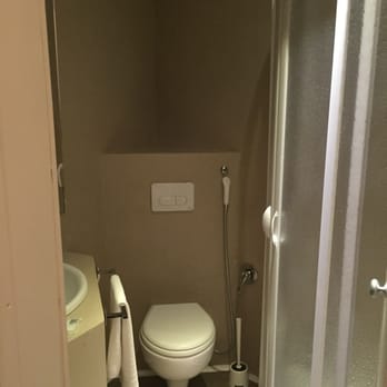 Plus - Private bathroom - Hostels Near Me - Florence, FI