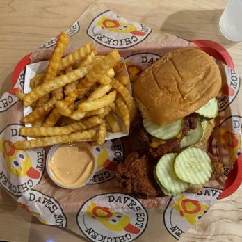 Dave's Hot Chicken - Dave's #3 1 Tender & 1 Slider w/ Fries - Chicken Shop Near Me - Gilbert, Arizona