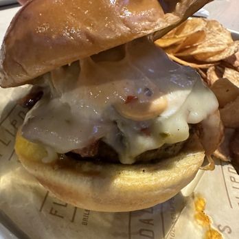 Flipdaddy's - Fighting 44 Burger - Burgers Near Me - Corydon, Indiana