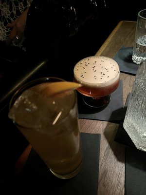 Duck and Cover - Cocktailbar by null