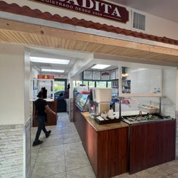 La Pasadita - Inside