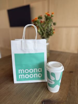 Moona Moono by null