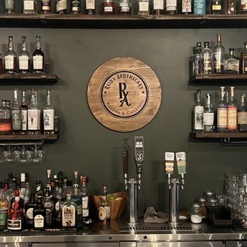 Reid's Apothecary - Stylish Bar Area - New American Near Me - Brunswick, Georgia Reid's Apothecary - Stylish Bar Area - New American Near Me - Brunswick, Georgia