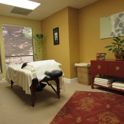 Still Mountain Acupuncture - A treatment  room at Still Mountain Acupuncture. We strive for a peaceful, relaxing atmosphere.