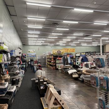 Cd's Pet Emporium - Pet Stores Near Me - Arroyo Grande, California Cd's Pet Emporium - Pet Stores Near Me - Arroyo Grande, California