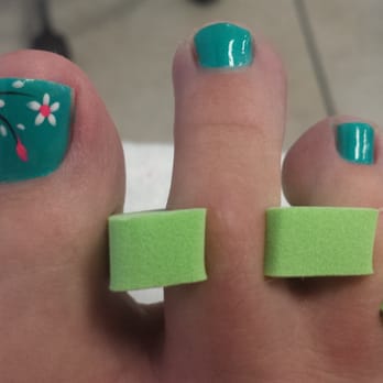Nails Aqui - Tony is a master at nail art! - Nail Salons Near Me - Tucson, Arizona