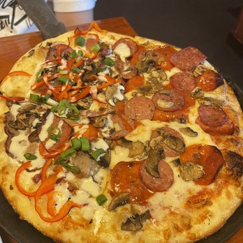 Moose's Tooth - Pizza Near Me - Anchorage, Alaska