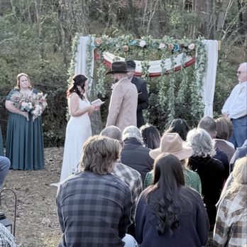 Hartsoe Farms - The location where the wedding ceremony occurs. - Venues & Event Spaces Near Me - Lincolnton, North Carolina Hartsoe Farms - The location where the wedding ceremony occurs. - Venues & Event Spaces Near Me - Lincolnton, North Carolina