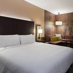 Santa Ynez Valley Marriott - King Guest Room
