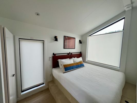 Outbound Stowe by null